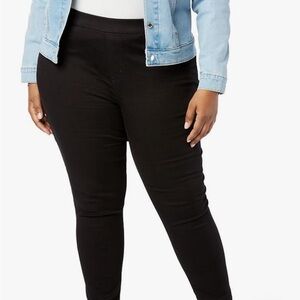 Levi Strauss Signature Black Skinny Jeans